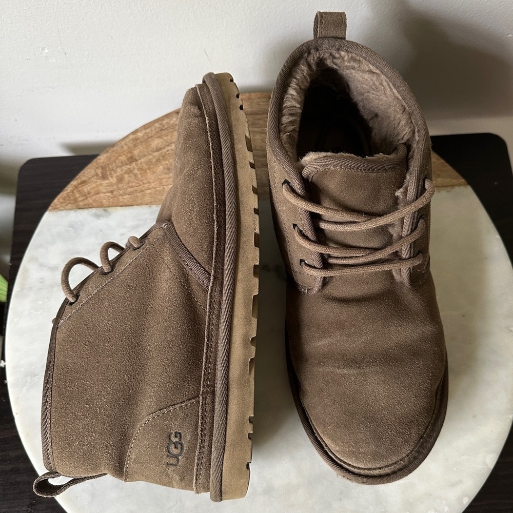 UGG Boots for Men Nuemel Boot suede wool Dark Brown size 10